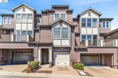 6003 Old Quarry Loop, Oakland, CA, 94605-3375 | Card Image