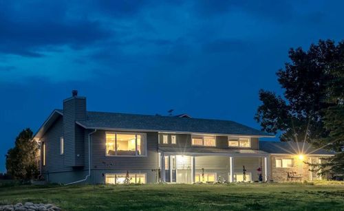 {{alt}} | Card Image