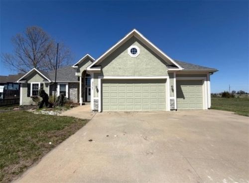 22367 S Madison Street, Spring Hill, KS, 66083 | Card Image