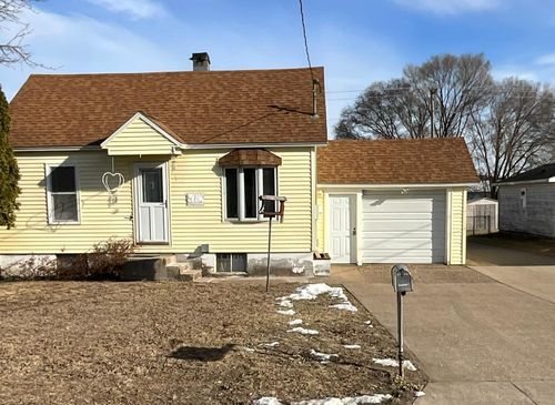 4732 W 5th St, Goodview, MN, 55987-1246 | Card Image