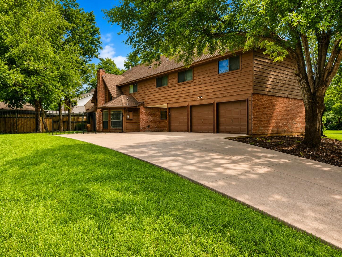 Residential in Spring
