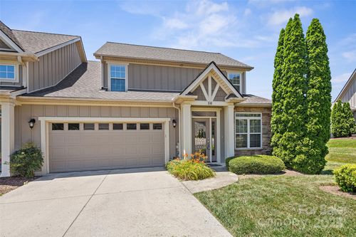 58 Burlington Ln, Fletcher, NC, 28732-9245 | Card Image