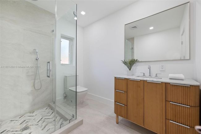 5211 Granada Blvd, House other with 4 bedrooms, 3 bathrooms and null parking in Coral Gables FL | Image 19