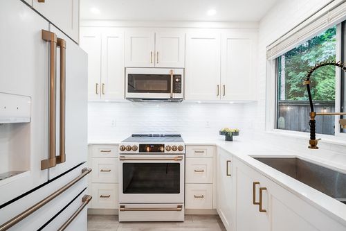35-7465 Mulberry Place, Burnaby, BC, V3N5A1 | Card Image