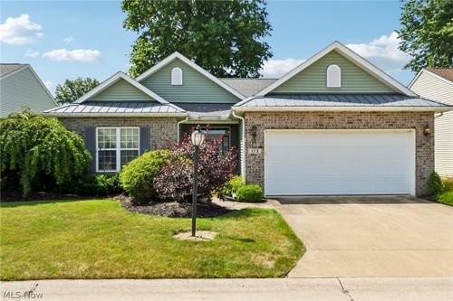 173 Saint Charles Place, Elyria, OH, 44035 | Card Image