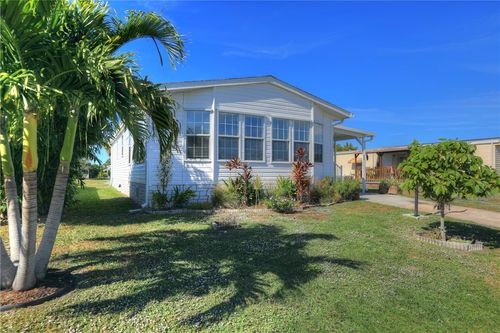 838 Wren Cir, Barefoot Bay, FL, 32976-7507 | Card Image