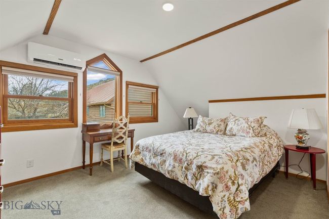 Main House Upstairs Bedroom #2 | Image 26