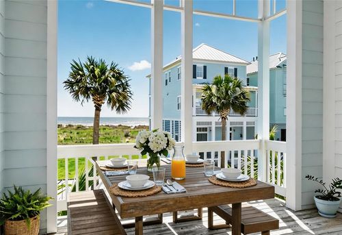 1830 Seaside Dr, Galveston, TX, 77550-3342 | Card Image