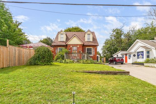 60 Park Rd N, Brantford, ON, N3S6T7 | Card Image