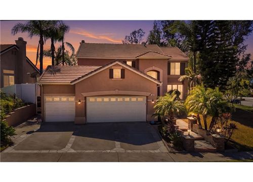768 Ochee Cir, Corona, CA, 92879-8570 | Card Image