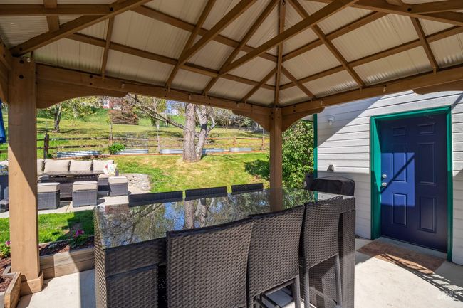 305 3 Rd St, House other with 2 bedrooms, 2 bathrooms and null parking in Juliaetta ID | Image 34