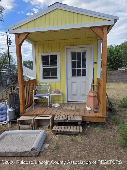 321 W 2nd St, Capitan, NM, 88316 | Card Image