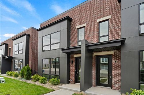 10-105 W 13th Street, Newport, KY, 41071 | Card Image