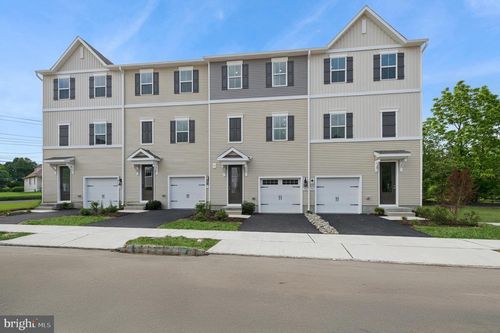 54 Silverbell Ave, Berlin, NJ, 08009-3003 | Card Image