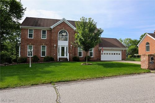 5 Barrington Dr, Wheeling, WV, 26003-6669 | Card Image