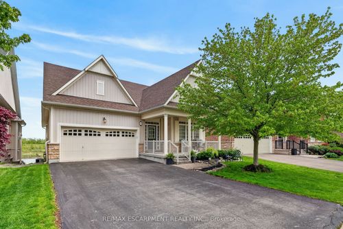 164 Galloway Trail, Welland, ON, L3B6G5 | Card Image