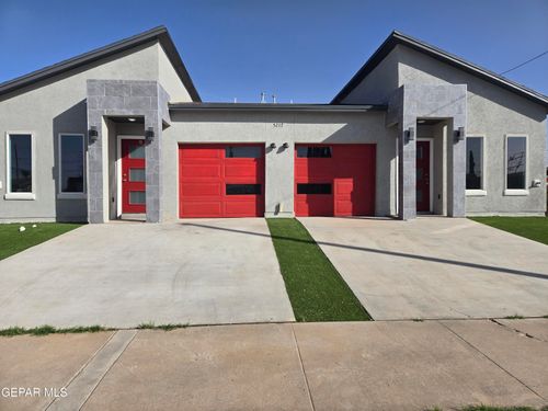 8241 Loma Terrace Rd, El Paso, TX, 79907-1529 | Card Image