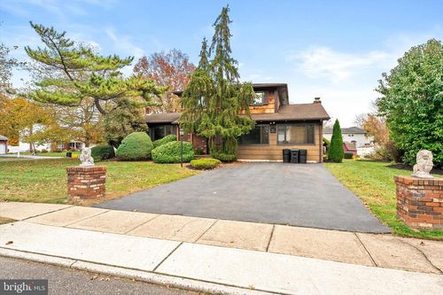 87 Limewood Dr, Hamilton, NJ, 08690-2249 | Card Image