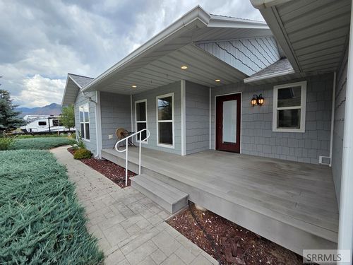 38 Riverview Rd, Salmon, ID, 83467-5208 | Card Image