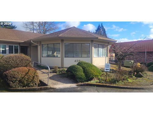 428 N Villa Rd, Newberg, OR, 97132-1855 | Card Image