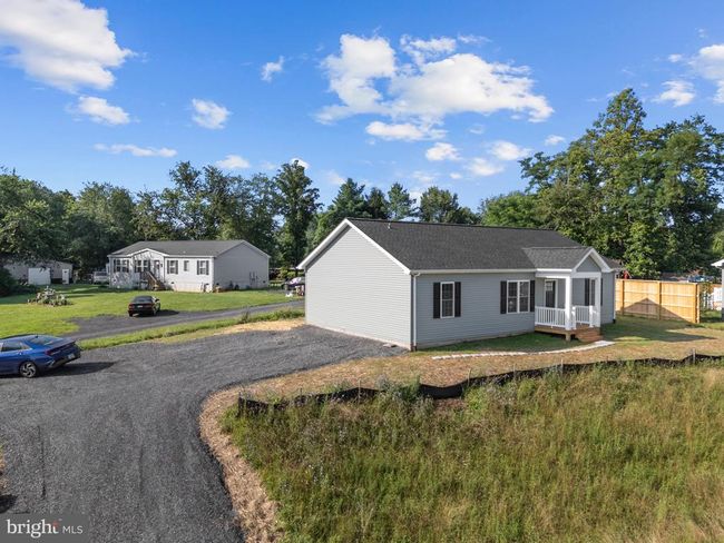 33 Barrington Dr, House other with 3 bedrooms, 2 bathrooms and null parking in STANARDSVILLE VA | Image 4