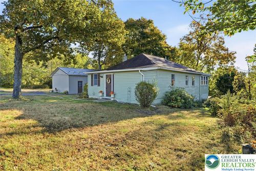 1217 N Ridge Road, Perkasie Boro, PA, 18944 | Card Image