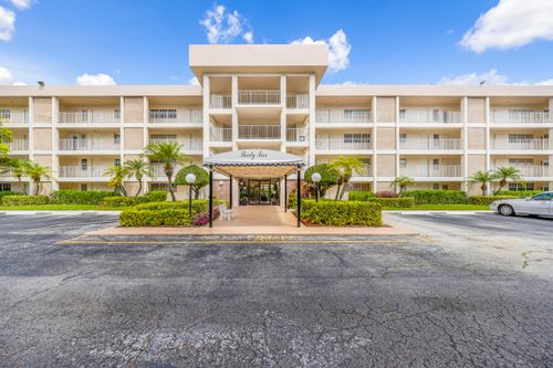 407-3151 S Palm Aire Dr, Pompano Beach, FL, 33069-4278 | Card Image