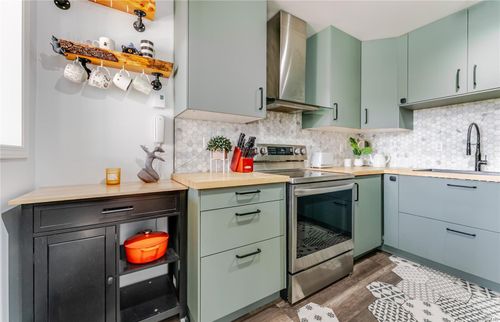 203-3460 Quadra St, Saanich, BC, V8J1G6 | Card Image