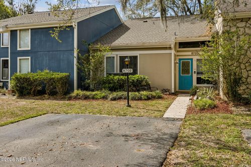 8702 Como Lake Dr, Jacksonville, FL, 32256-8432 | Card Image