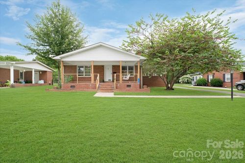 109 Catawba St, Clover, SC, 29710-1403 | Card Image