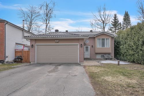 1087 Spruce Rd, Belle Ewart, ON, L0L1W0 | Card Image