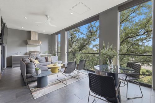 405-2710 Steel St, Houston, TX, 77098-1201 | Card Image