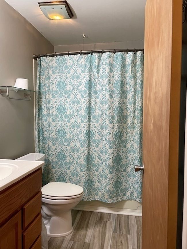 15-4 - 6033 Kit Carson Dr, Condo with 2 bedrooms, 1 bathrooms and 1 parking in Hanover Park IL | Image 11