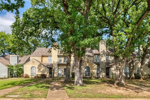 714 Bel Aire Crst, Irving, TX, 75061-7588 | Card Image