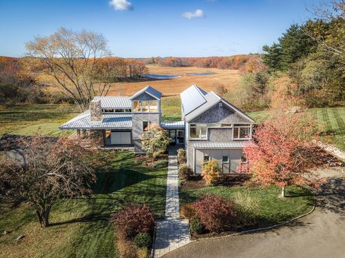 154 Argilla Rd, Ipswich, MA, 01938-2646 | Card Image