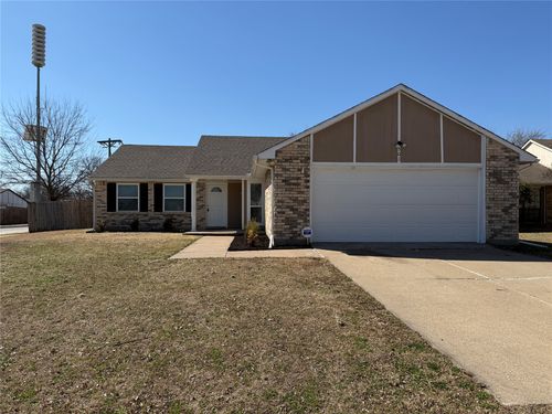 501 Carl C Senter St, Forney, TX, 75126-9662 | Card Image