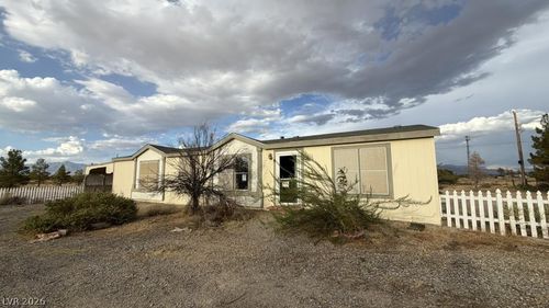 2390 Christie Ct, Pahrump, NV, 89060-2033 | Card Image