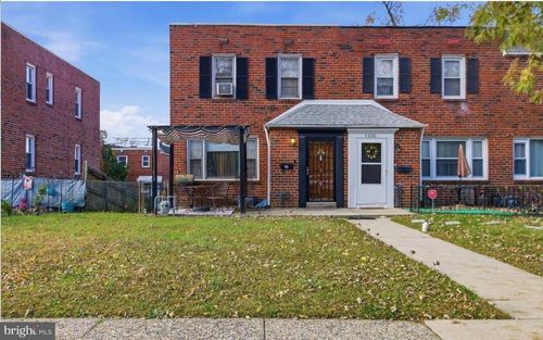 1228 Elson Rd, BROOKHAVEN, PA, 19015-1921 | Card Image