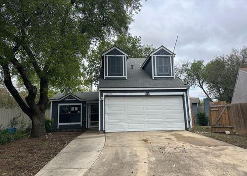 10059 Amber Field Dr, San Antonio, TX, 78245-1744 | Card Image
