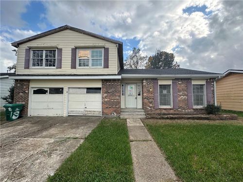 3889 Chriswood Ln, Harvey, LA, 70058-2006 | Card Image