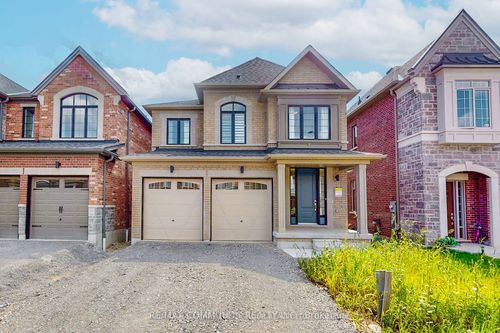 102 Deer Ridge Cres, Whitby, ON, L1P0B9 | Card Image