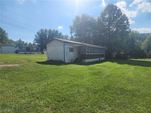 1215 S Washington St Sw, Sherrodsville, OH, 44675-9729 | Card Image