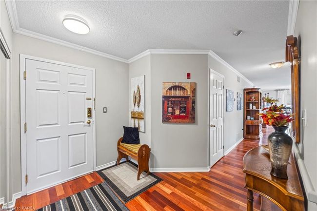207 - 130 Wright Cres, House attached with 2 bedrooms, 2 bathrooms and 1 parking in Kingston ON | Image 10