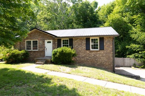 2733 Turner Ln, Clarksville, TN, 37040-5973 | Card Image
