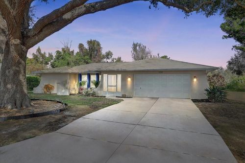 1332 Whispering Ln, VENICE, FL, 34285-6448 | Card Image