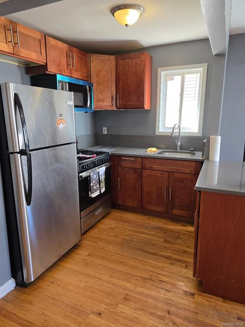 fl-1st-10107 134th St, South Richmond Hill, NY, 11419-2306 | Card Image