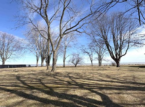 49644 Goulette Pointe Dr, Chesterfield, MI, 48047-2353 | Card Image