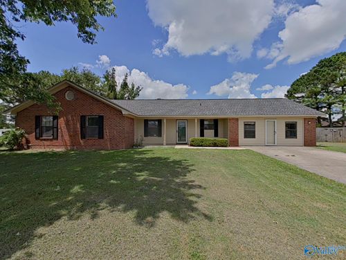 182 Silverwood Ln, Hazel Green, AL, 35750-8968 | Card Image