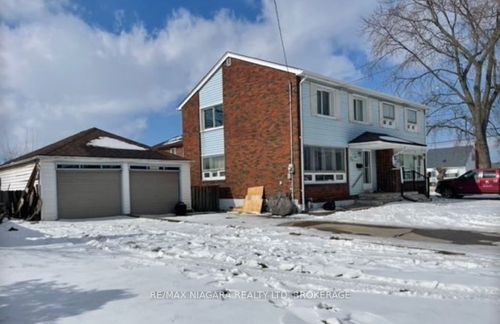 7267 Fern Ave, Niagara Falls, ON, L2G5H3 | Card Image