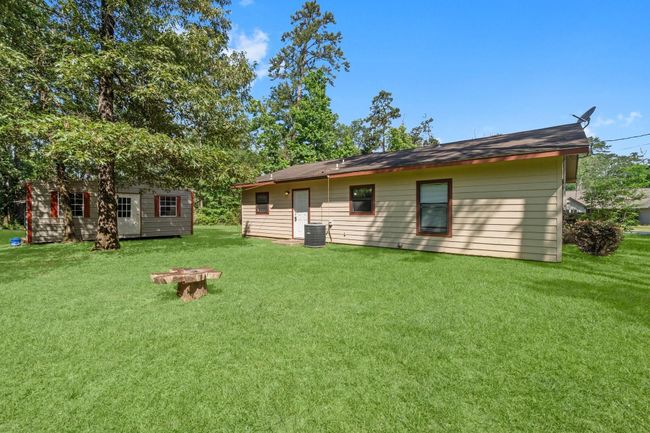 185 Rustic Way, House other with 3 bedrooms, 2 bathrooms and null parking in Livingston TX | Image 28